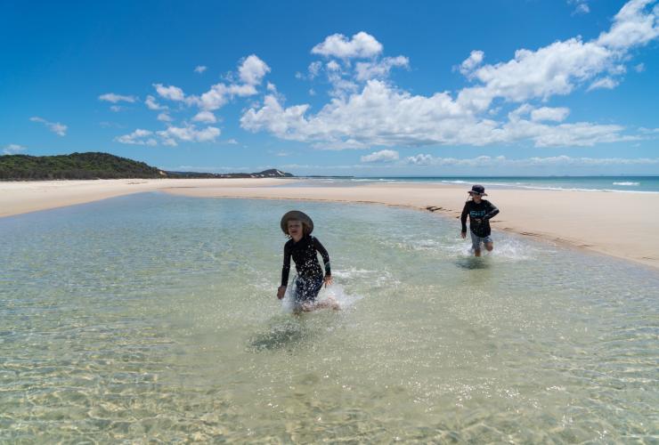 クイーンズランド州、モートン島、ノース・ポイント © Tourism and Events Queensland