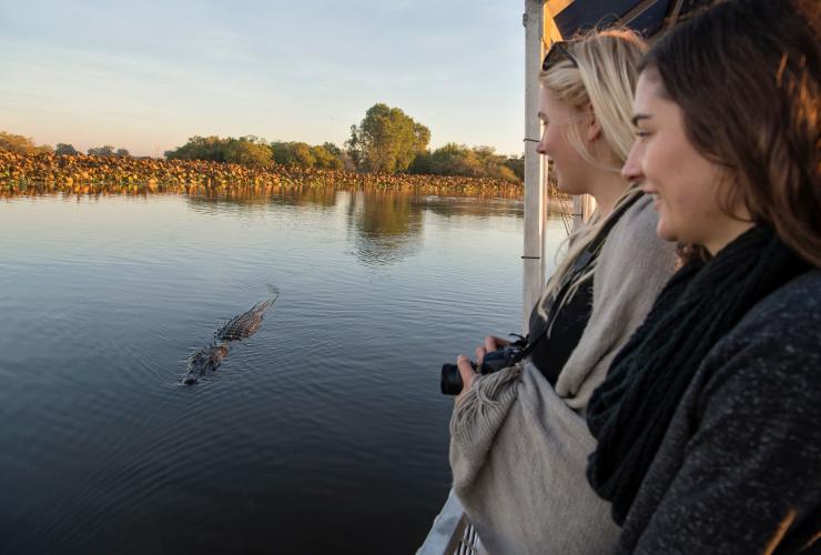 ノーザンテリトリー、イエローウォーター・ビラボン（氾濫湖）、イエロー・ウォーター・クルーズ © Tourism NT/Shaana McNaught