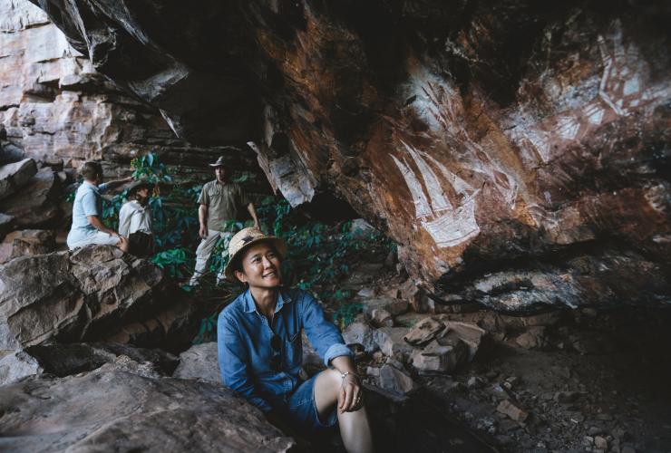 北領地卡卡杜國家公園內參加卡卡杜文化之旅的旅行團©澳洲旅遊局
